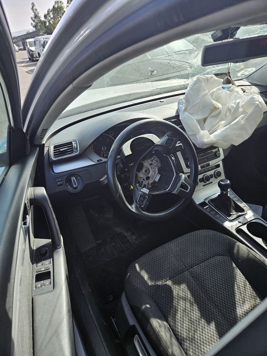 Volkswagen Passat B7 1.6 TDi de 2013 para peças