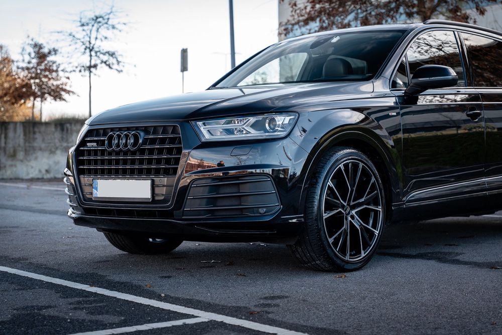 Audi Q7 3.0 TDI quattro S-line Tiptronic 7L