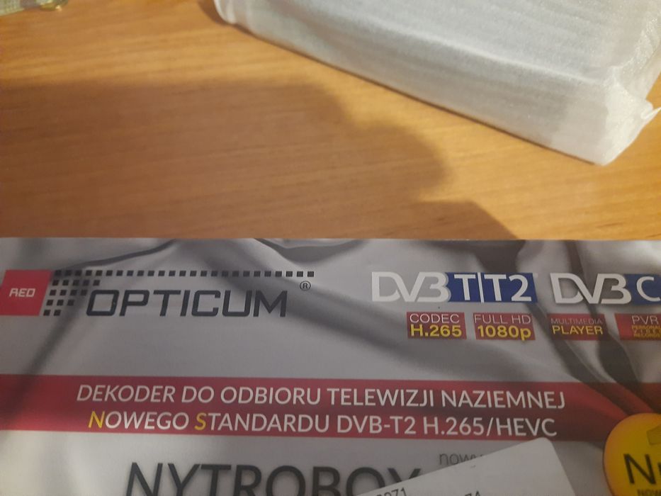 Dekoder DVB-T2 Opticum Nytrobox  hevc