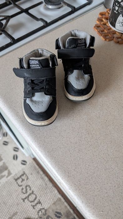 Дитячі хайтопи, розмір 24