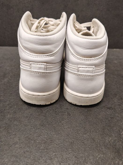 Nike air Jordan 1 mid r. 41