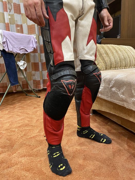 Комбинезон Dainese размер 50, б/у.