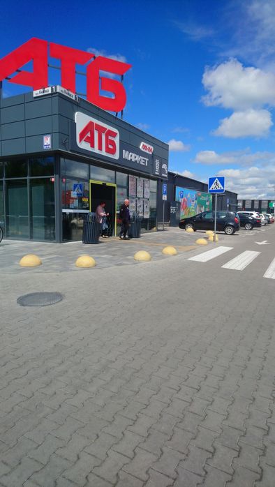 Оренда приміщення  біля  АТБ!