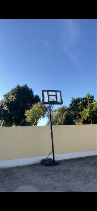 Tabela de basquetebol portátil
