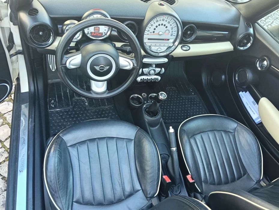 MINI Cabrio Cooper S foto 2