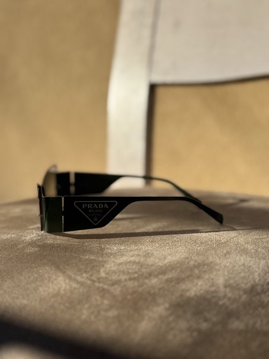 Oculos mulher prada