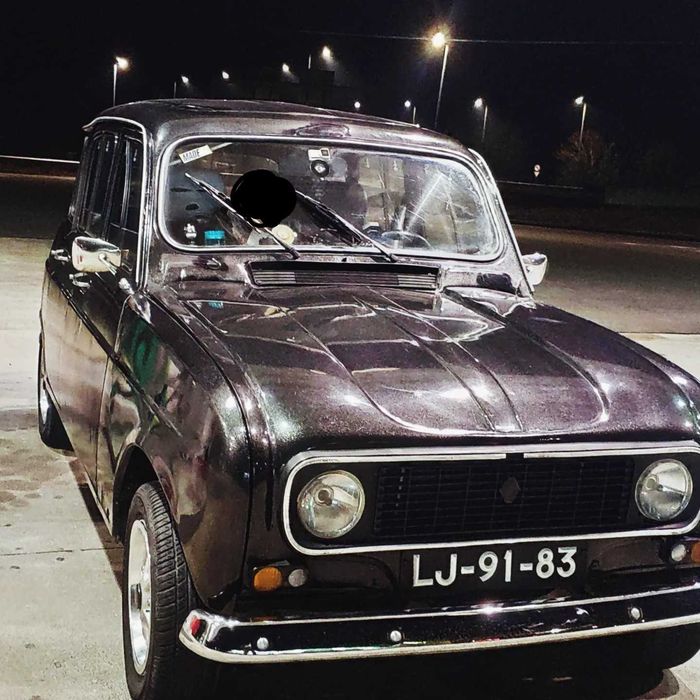Renault 4 GTL  – Acidentado (Com + 990€ em Peças Novas Incluídas)