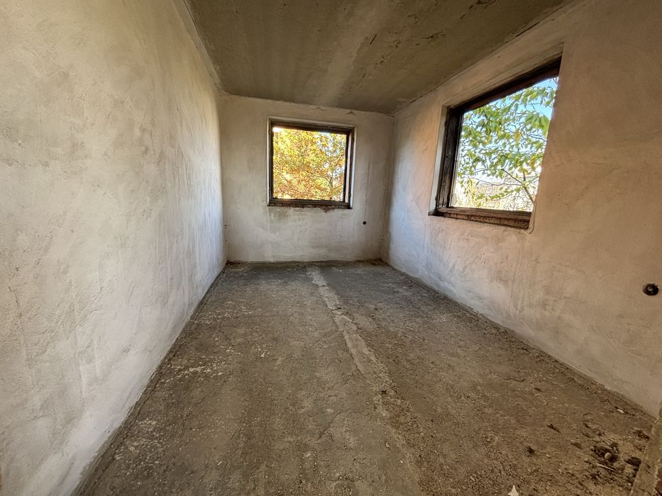 Продаж будинок 290м. Ділянка 9с. Угринів. Боднарчик. Світло. Газ. Вода