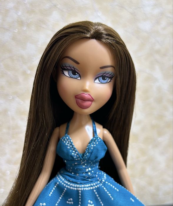 Кукла Bratz Nevra