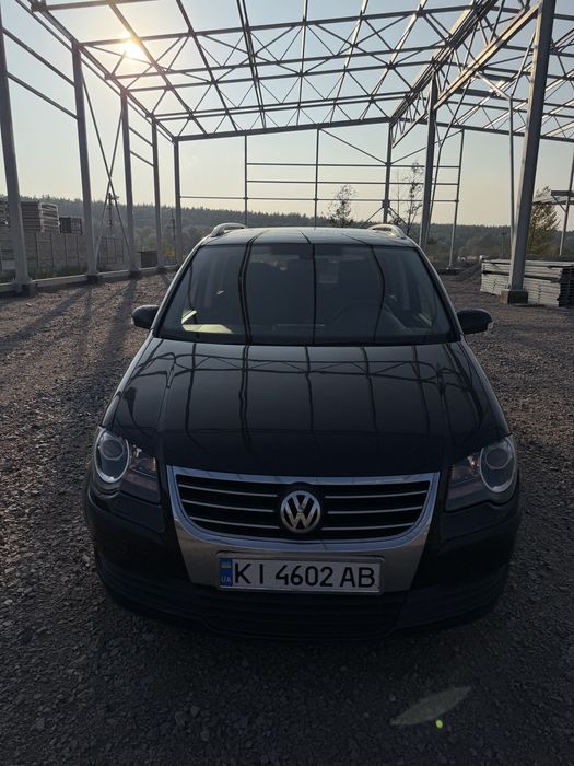 Продам авто Volkswagen Touran