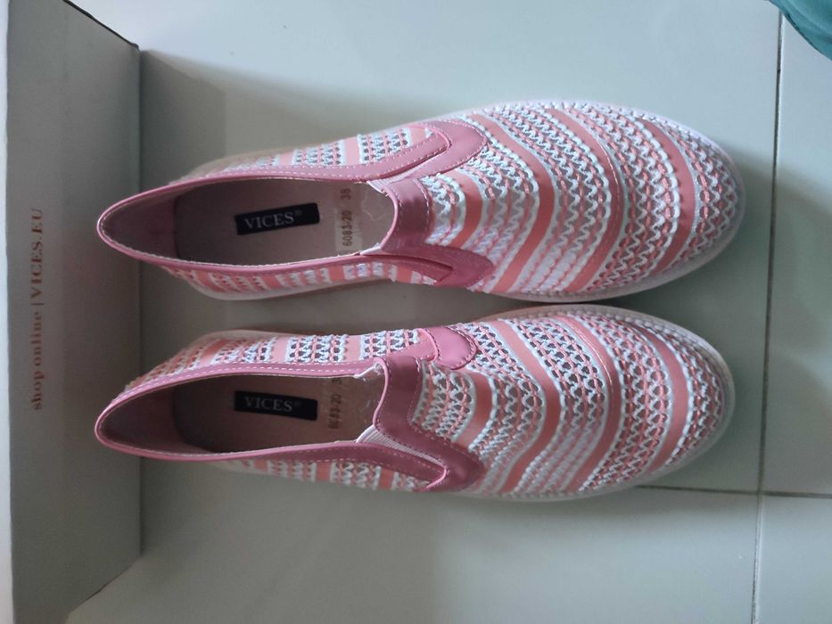 Buty Nowe damskie espadryle  różowe  rozmiar 38