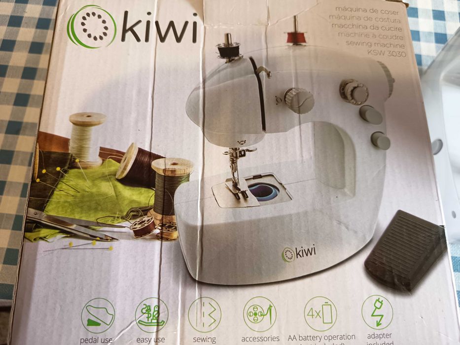 Mini máquina de costura