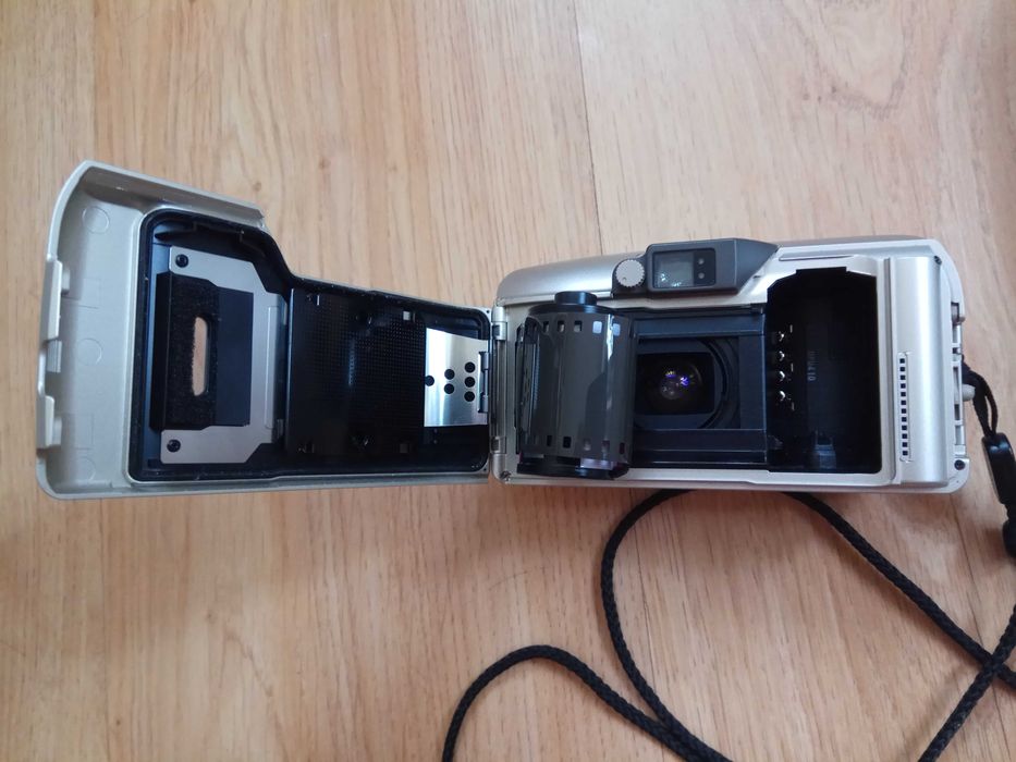 Якісний плівковий фотоапарат Olympus Mju II zoom 170 справний