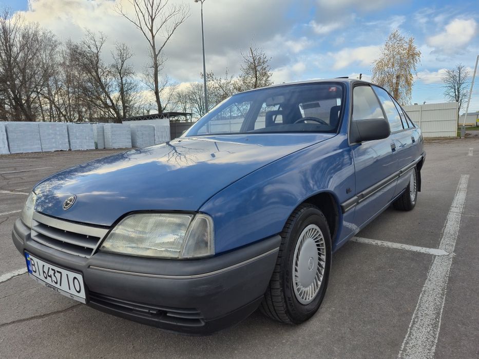 Опель омега 1.8  Opel Omega