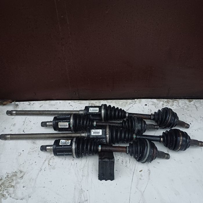 Полуось передня bmw x5 e53 піввісь передня шрус наружній бмв х5 е53