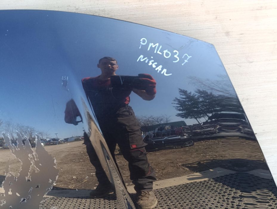 Nissan Note E11 Lift  Maska Z11G