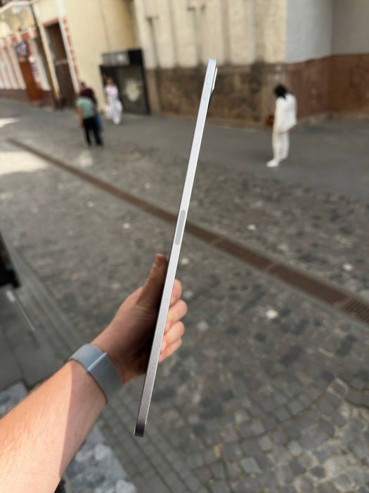 Apple iPad Pro 12,9" 6th М2 256gb Space Gray Wi-Fi в ідеальному стані