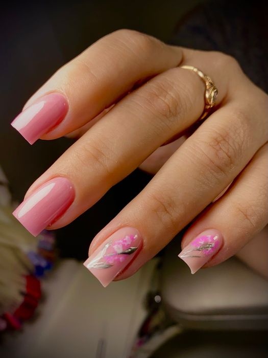 Маникюр и педикюр район Бавария