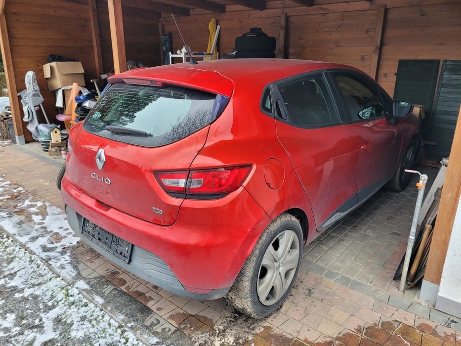 Renault Clio IV Benzyna Nawigacja Tempomat 5 Drzwi Niski Przebieg