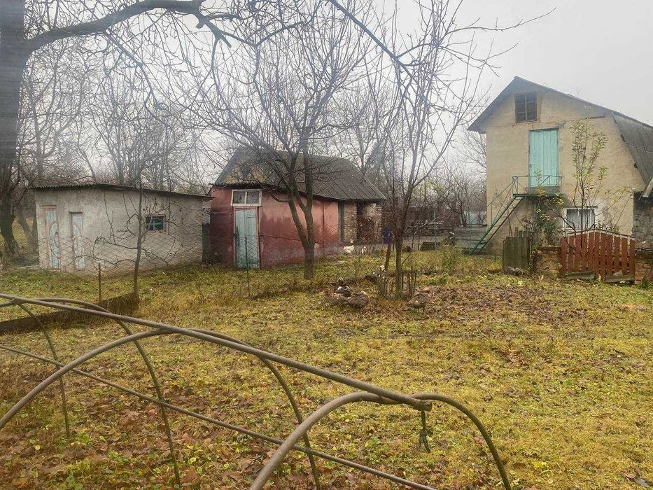 Будинок (літня кухня) із садом в смт Вовковинці, Хмельницька обл.