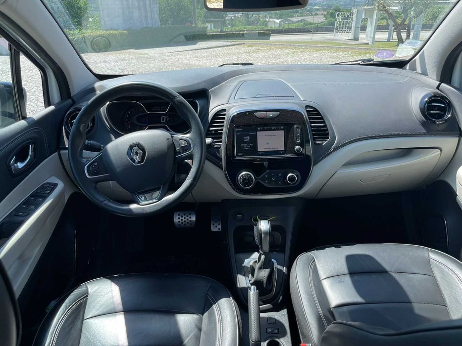 Renault Captur 1.2 TCe Initiale Paris EDC - Automático 95000km