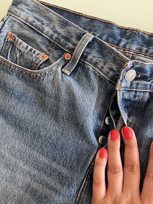 Шикарні джинси levi’s з вишивкою