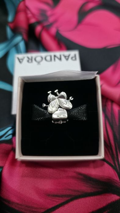 Conta Bella Bot Floral da Pandora