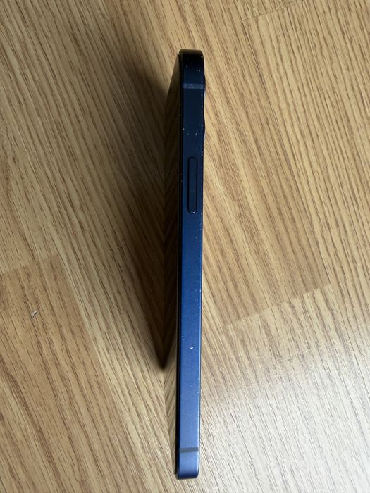 iPhone 12 64gb.