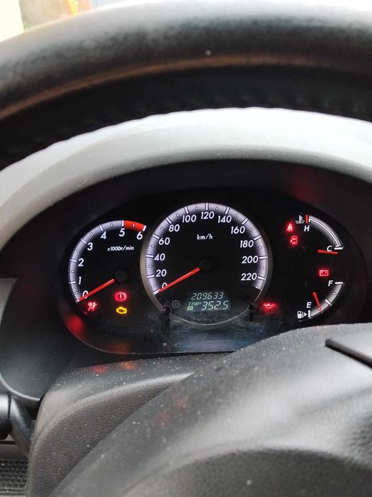 Mazda 5, 7 lugares em muito bom estado