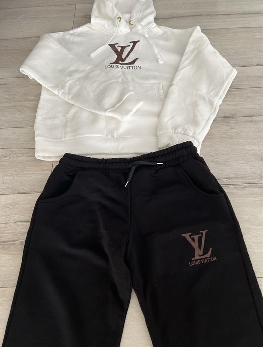 Dres Louis Vuitton