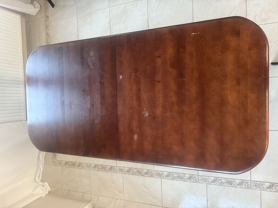 Rozkładany, duzży stół drewniany