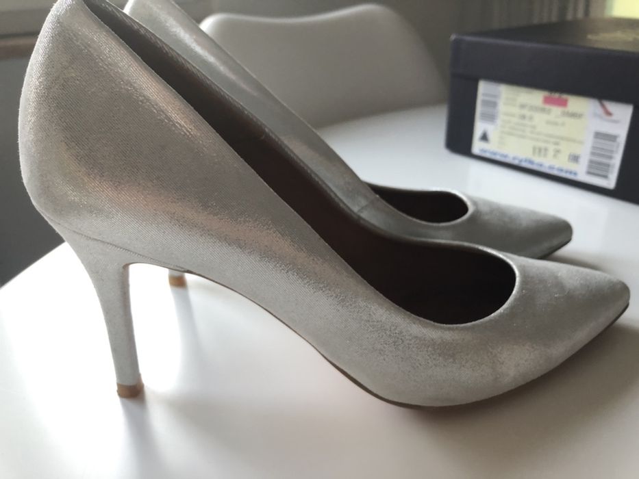 Srebrne szpilki Ryłko 38,5