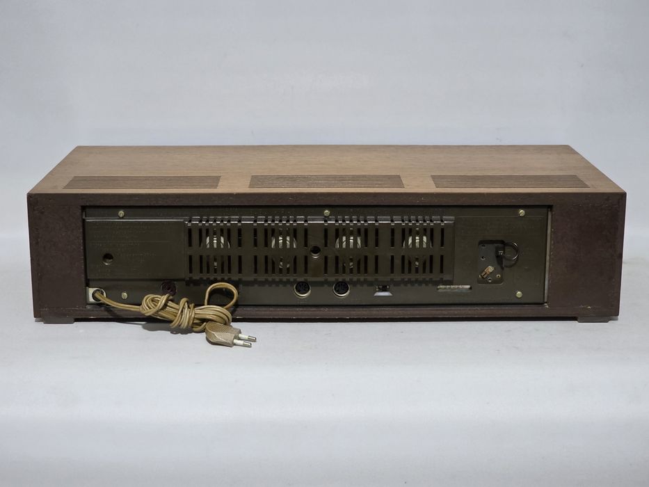 Receiver antigo reparado SABA