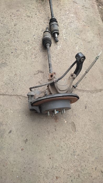 Subaru forester s13 sj  2012- ступиця полоось  цапфа диск