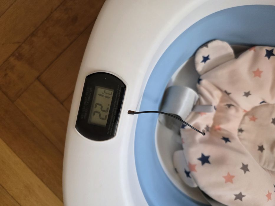 Składana wanienka z termometrem z wkładką