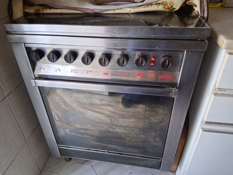 Fogao/Forno TROIA - 4 bicos + gas/bilha