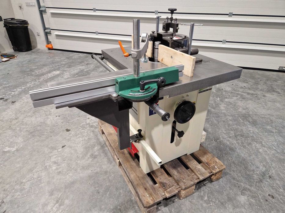 Frezarka dolnowrzecionowa JAROMA DF -1 ,POLSKA,  frezarka z wózkiem