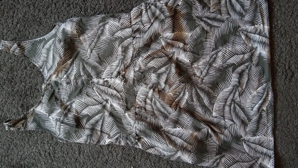 Gap sukienka M 40/42 liście piękna