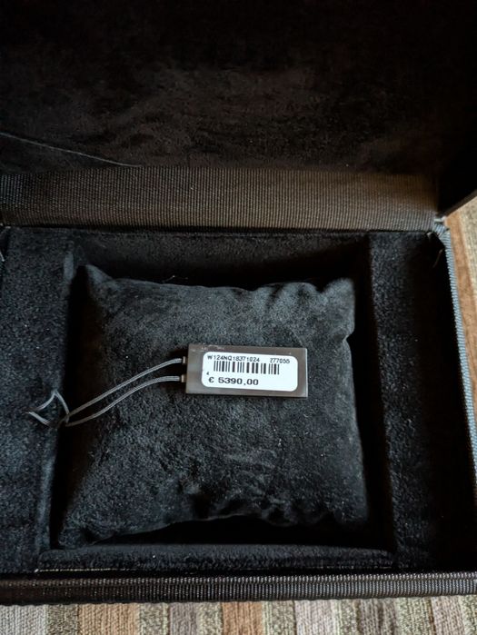 Relógio automático Meccaniche Veloci Quattro Valvole único no Mundo!