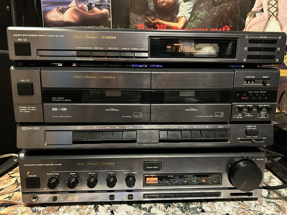 FISHER Studio-Standard музыкальный центр.