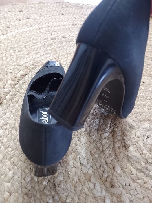 Czarne czółenka Gabor skóra naturalna 4 (ok. 23,5 cm) made in Austria