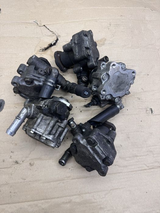 Насос ГУР Гідропідсилювач  Volkswagen Т4 Golf 3 4 Passat