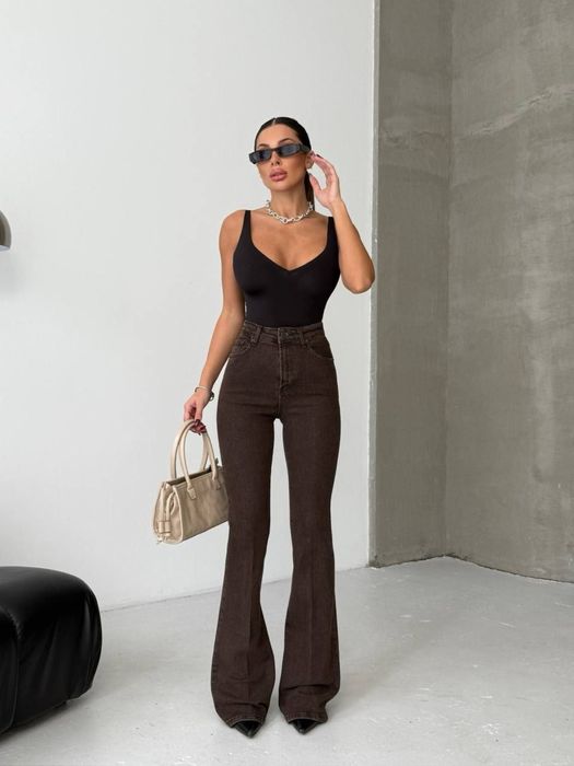 Джинси жіночі шоколадні. Жіночі трендові шрколадні джинси