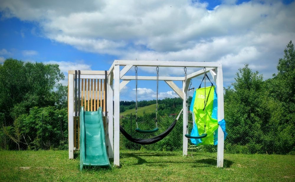 Wolne Domki z balia jacuzzi nad jeziorem, góry Bieszczady