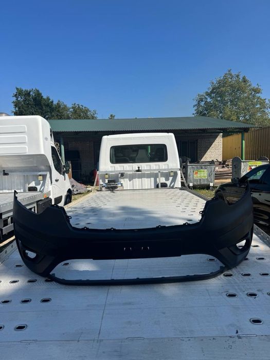 Бампер передній Renault Exspress оригінал