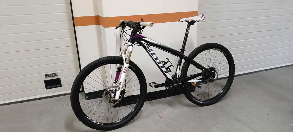 Bicicleta BTT SCOTT SCALE 27,5 Tam. S, quase nova