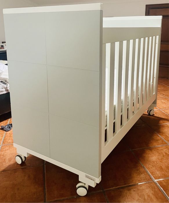 Cama grades TRAMA Chocolate + Colchão viscoelástico