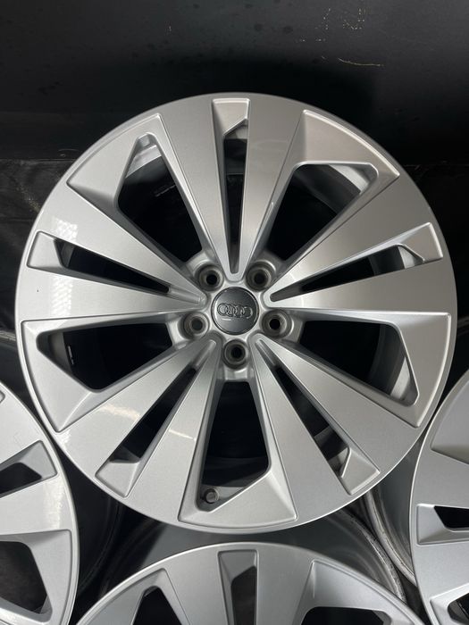 Диски R19 5x112 Et20 8.5J. Audi Q8 Q7 Q5 A8 A7 A6 A5 E-tron Tiguan