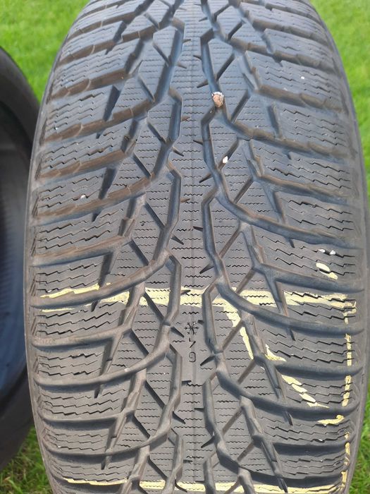 4 Opony zimowe Nokian Snowproof 2