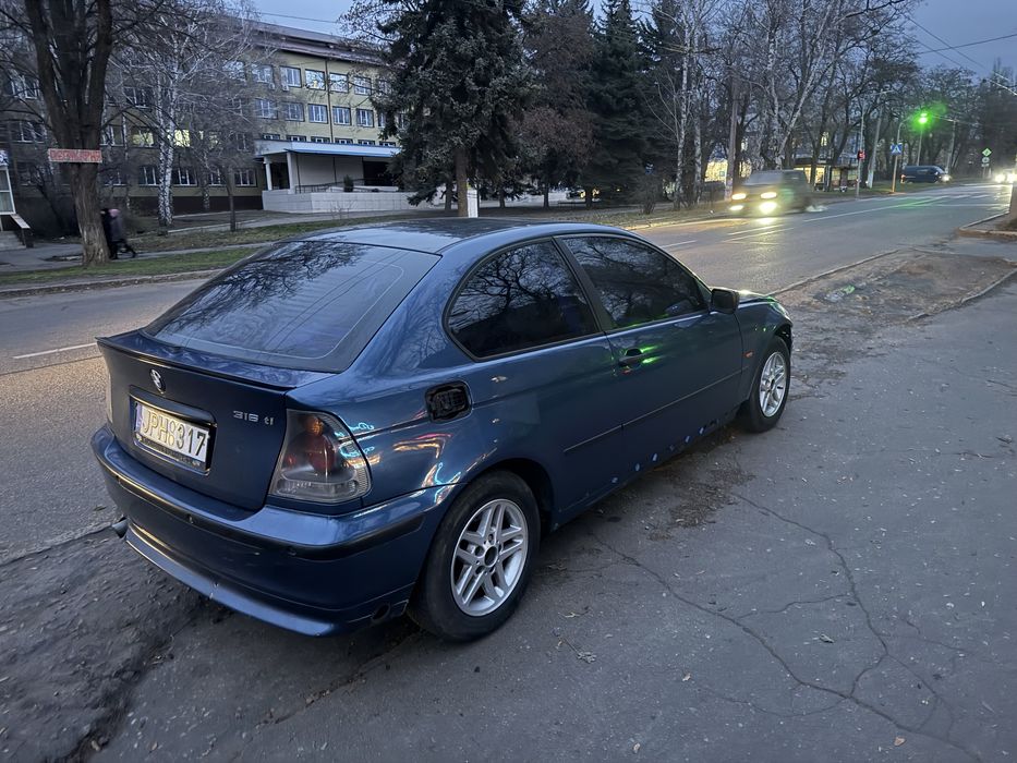 BMW e46 компакт 1.8 бензин